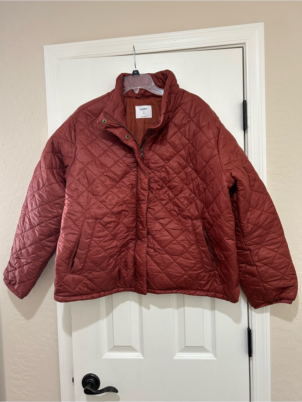 Old Navy Women's Quilted Puffer Jacket in Deep Brick Red